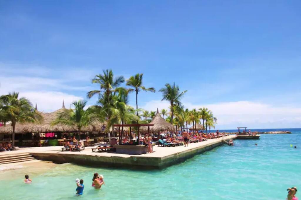 Studio Apartment Near The Beach Jan Thiel ภายนอก รูปภาพ