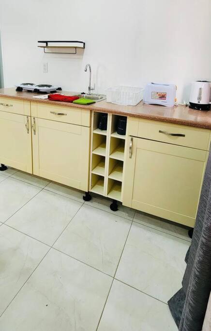Studio Apartment Near The Beach Jan Thiel ภายนอก รูปภาพ